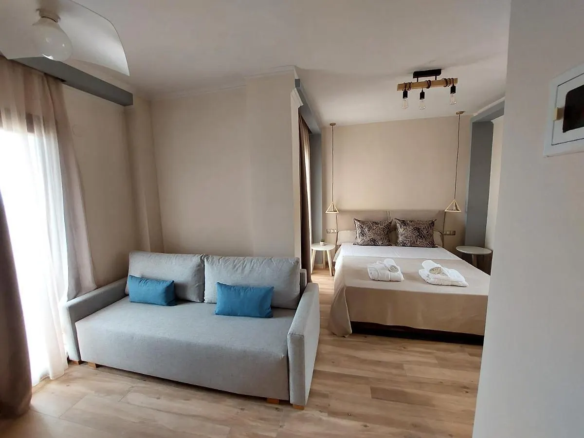 Summer Senses In Vourvourou Apartment