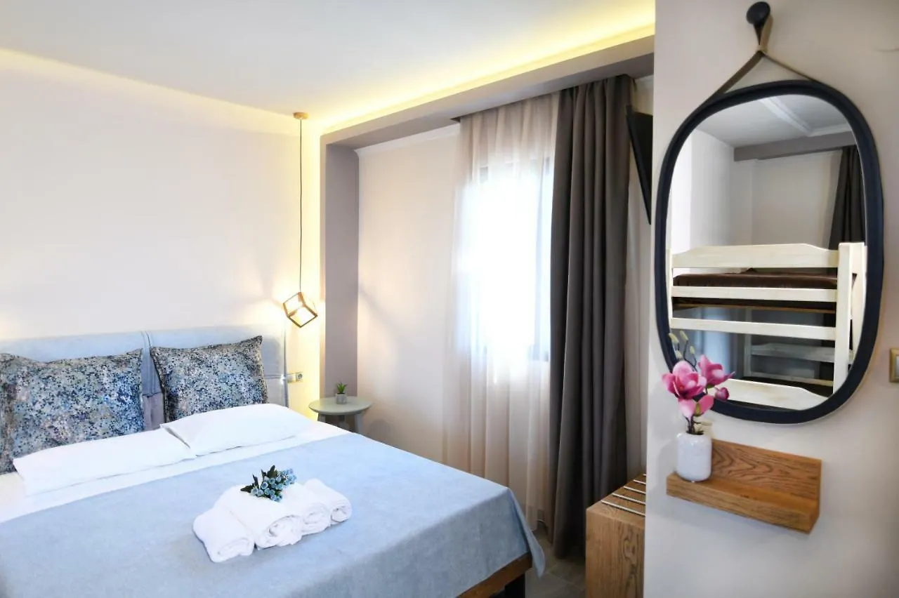 Summer Senses In Vourvourou Apartment