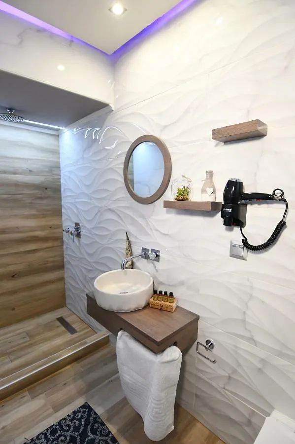 Summer Senses In Vourvourou Apartment
