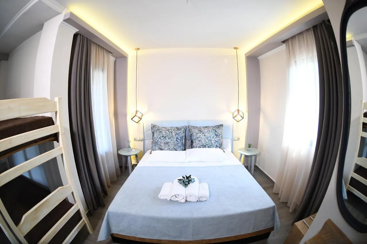 Summer Senses In Vourvourou Apartment